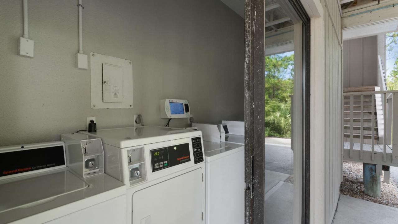 Beachfront Condo II 202A - Out Of The Blue شاطئ سانتا روزا المظهر الخارجي الصورة